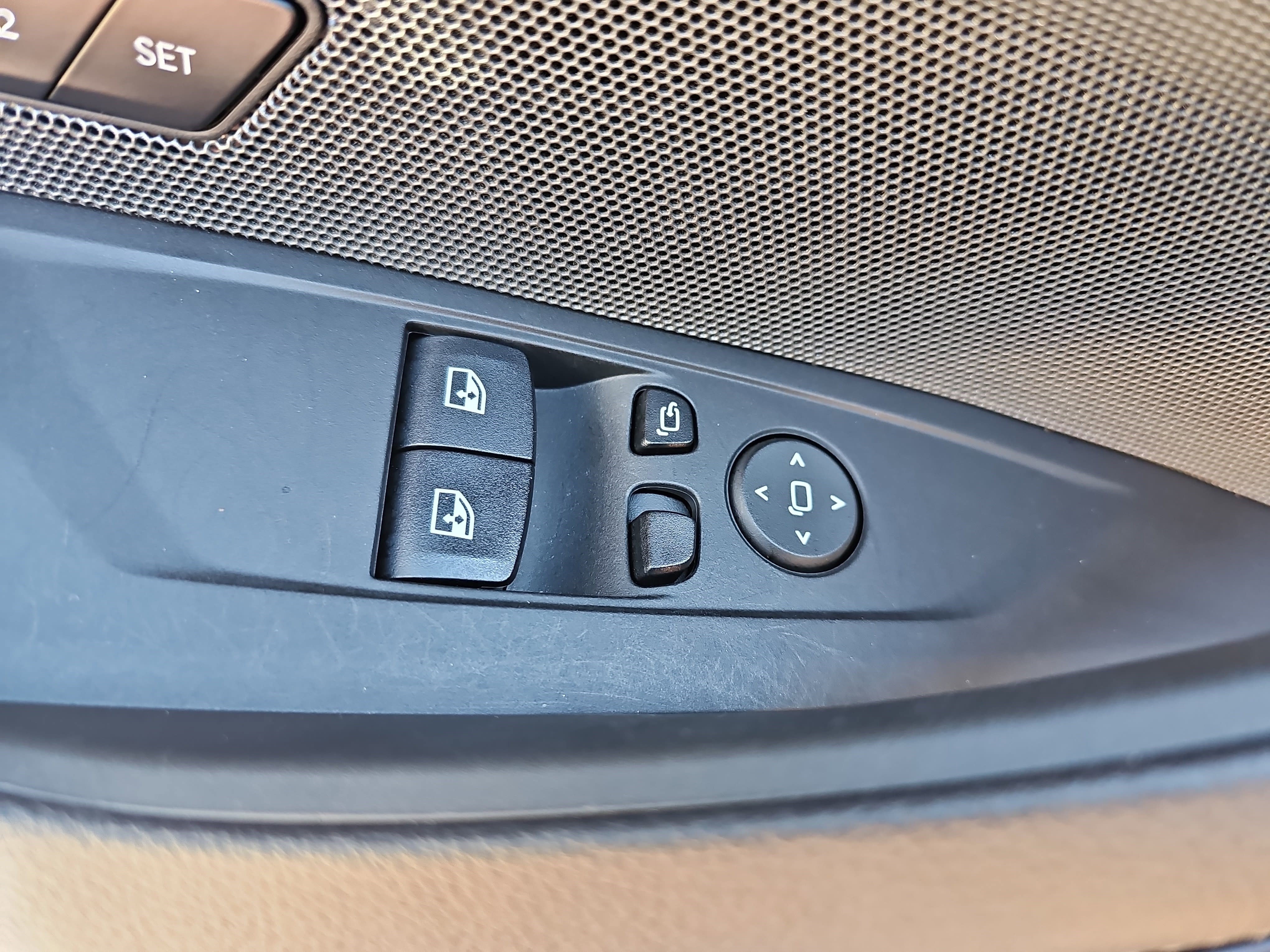 Used 2025 BMW M440i Coupe w/ Premium Package image 29