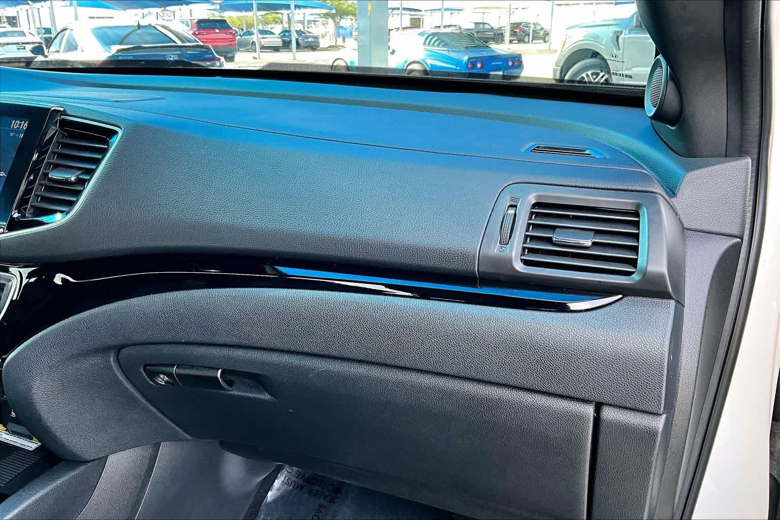 Used 2021 Honda Ridgeline Black Edition image 19