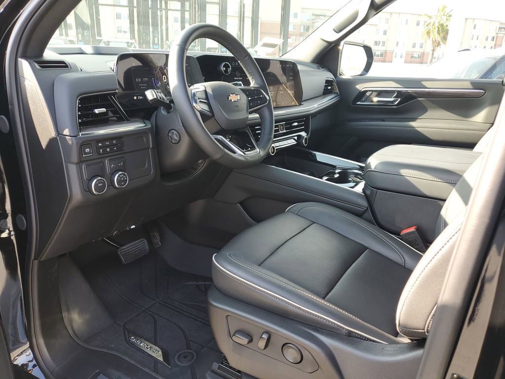 Used 2025 Chevrolet Tahoe Premier RWD image 20