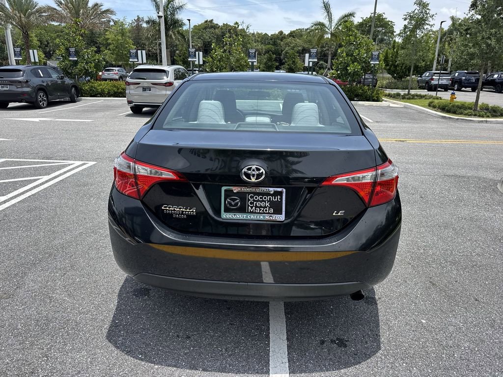 Used 2014 Toyota Corolla LE FWD image 2