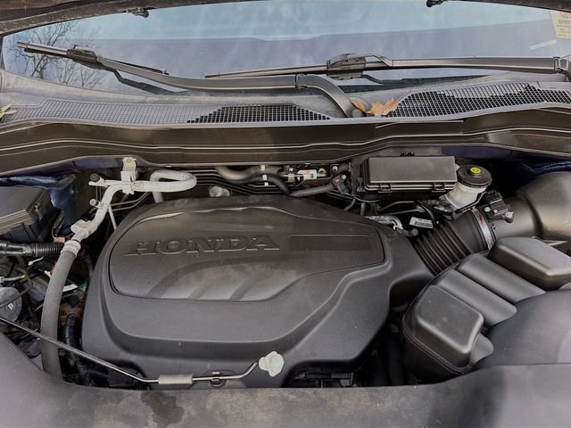 Used 2022 Honda Pilot Sport image 13