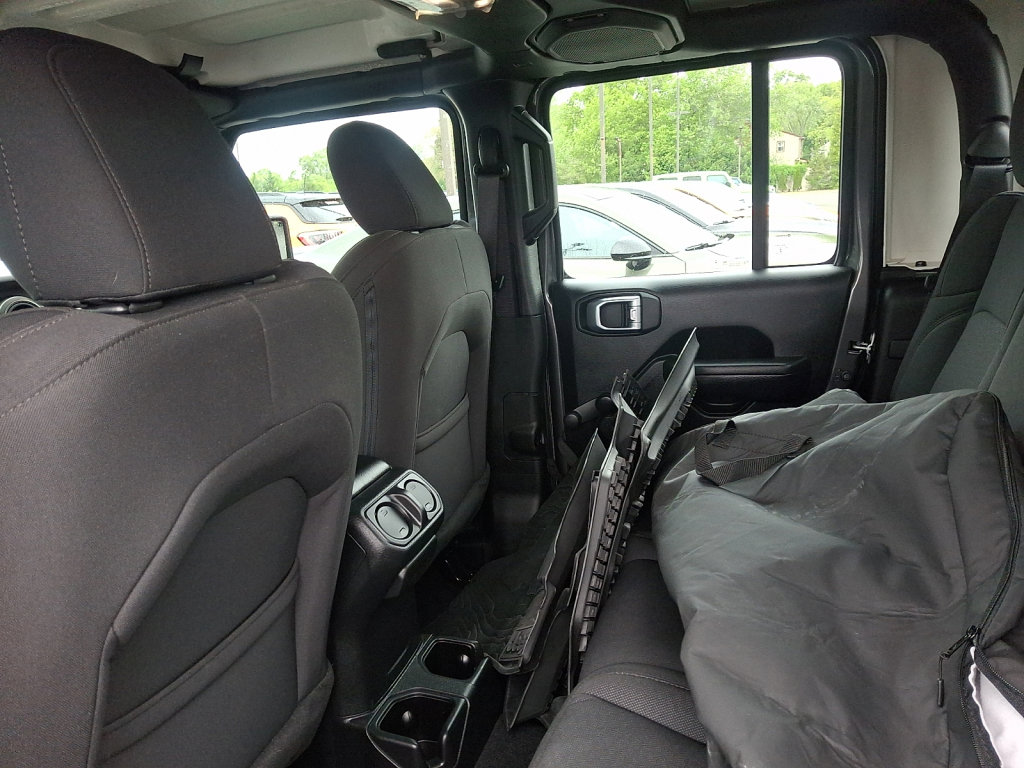 Used 2023 Jeep Gladiator Sport w/ Trailer Tow Package AWD/4WD image 20