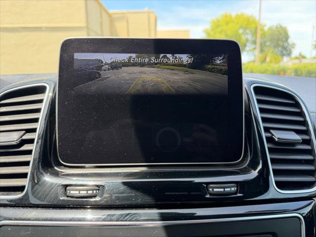 Used 2018 Mercedes-Benz GLE 43 AMG 4MATIC w/ Night Package image 21
