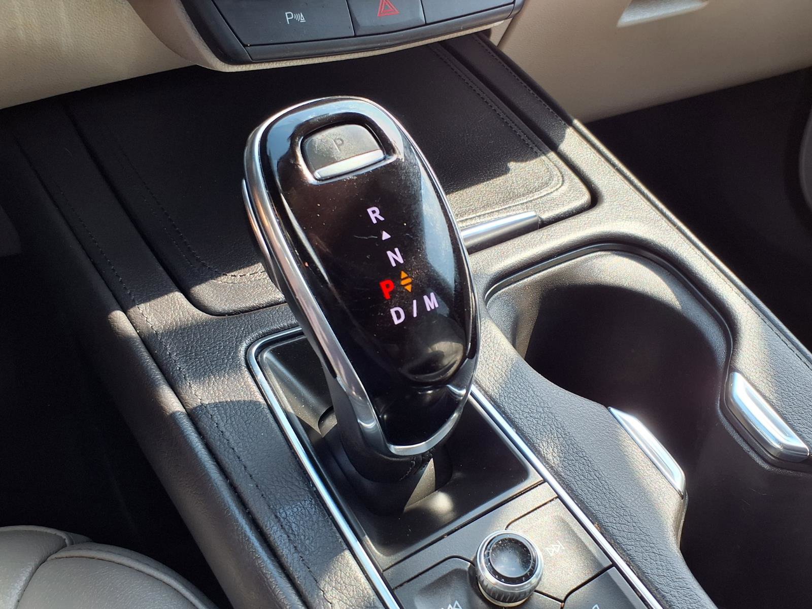 Used 2023 Cadillac XT4 Luxury FWD image 12