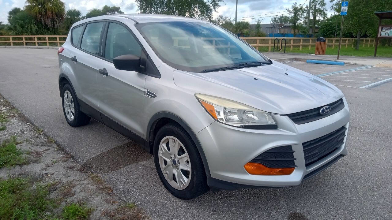 Used 2015 Ford Escape S image 4