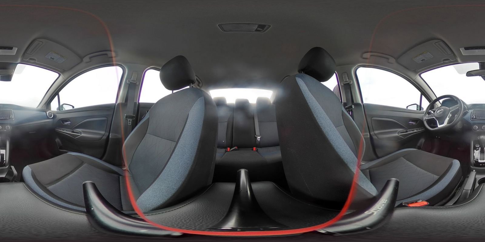 Used 2025 Nissan Versa SV image 37