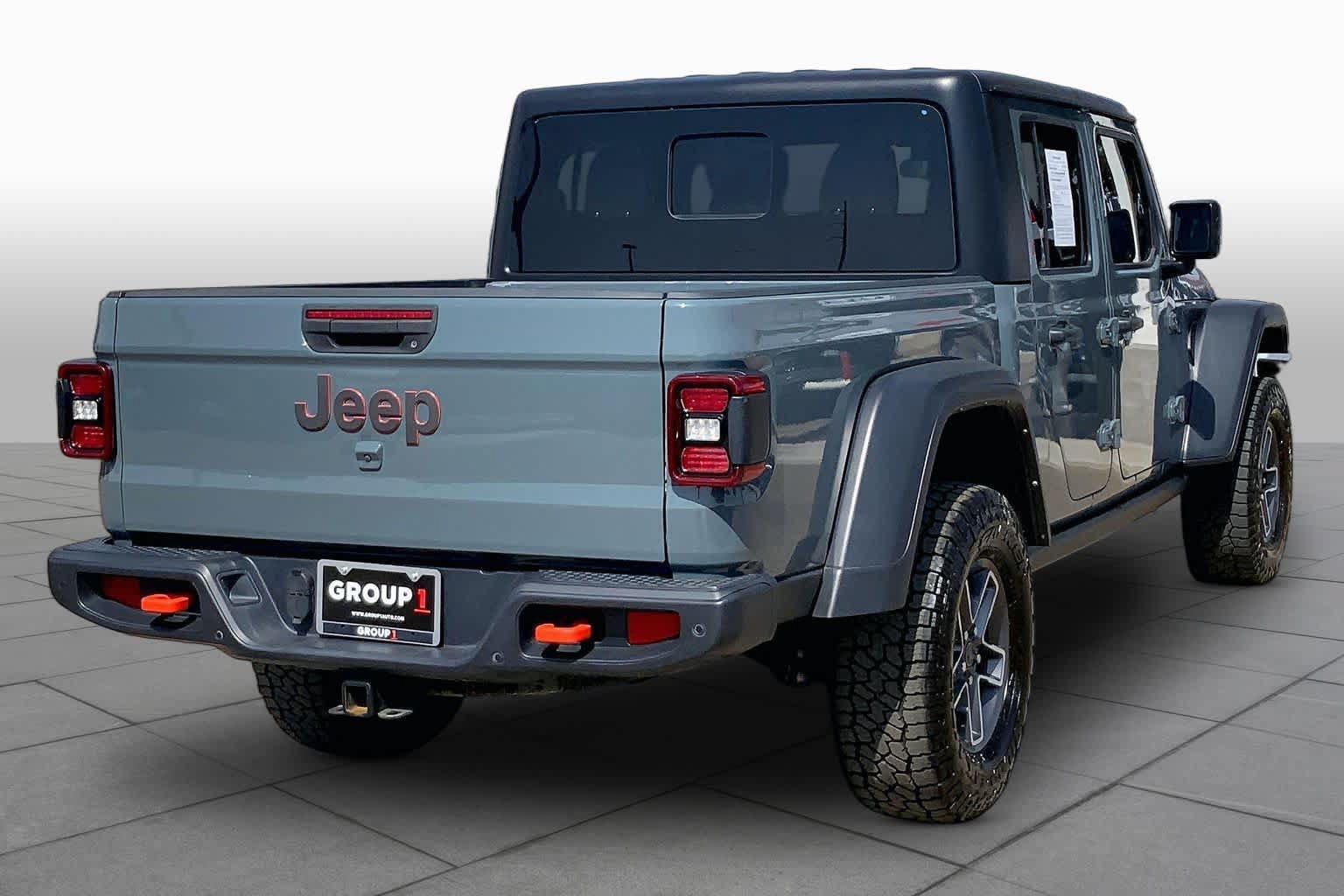 Used 2024 Jeep Gladiator Mojave w/ Safety Group AWD/4WD image 13