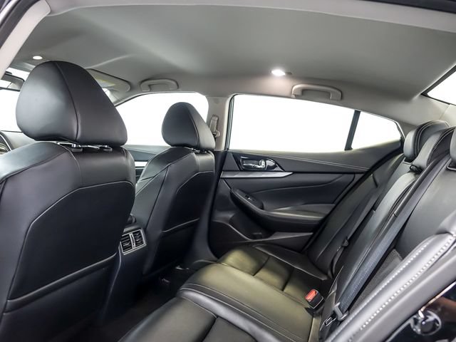 Used 2023 Nissan Maxima SV w/ Floor Mat Group FWD image 15