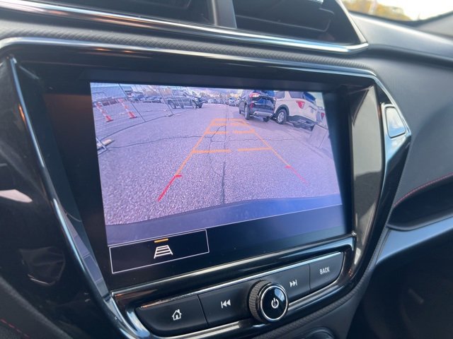 Used 2021 Chevrolet TrailBlazer RS w/ Technology Package image 11
