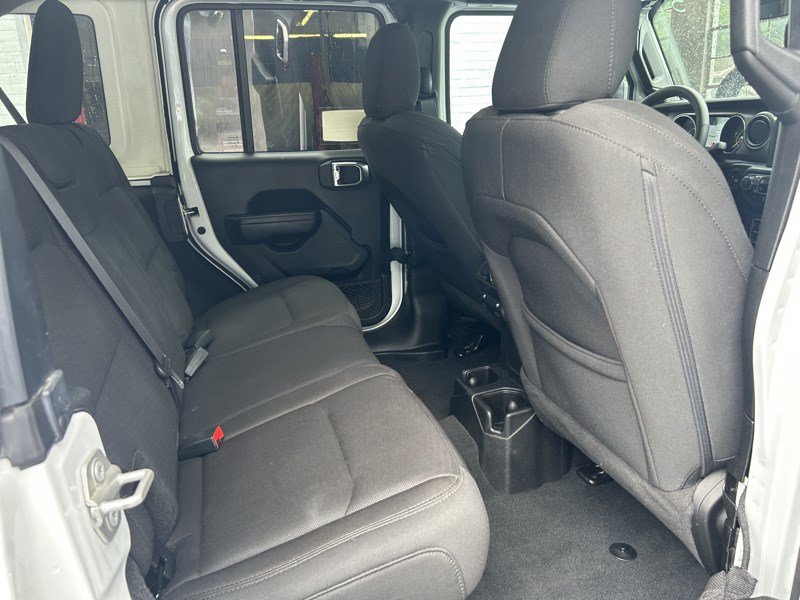 Used 2023 Jeep Wrangler Unlimited Sport AWD/4WD image 18