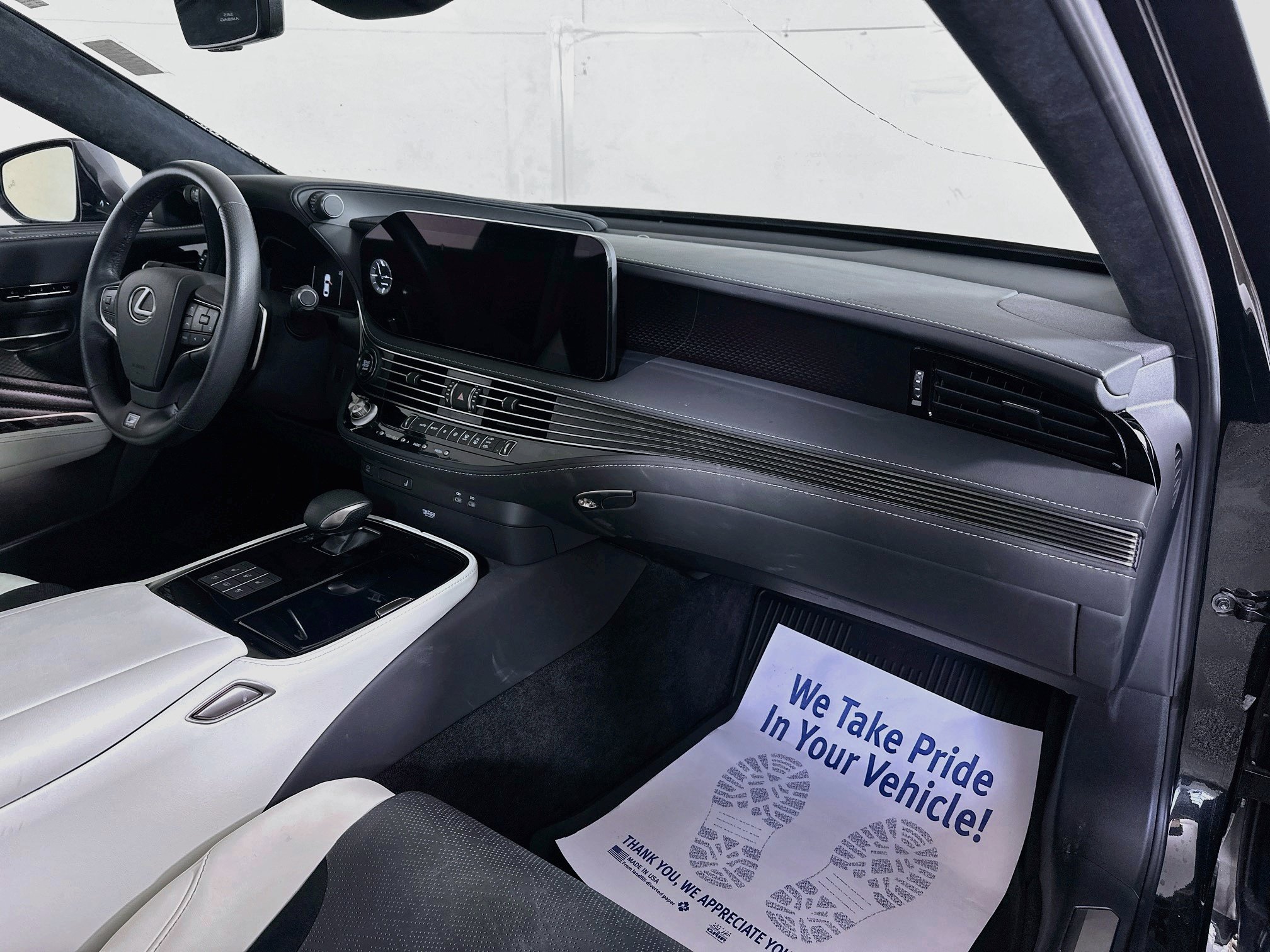 Certified 2025 Lexus LS 500 F Sport AWD/4WD image 27