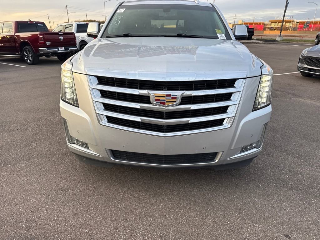 Used 2019 Cadillac Escalade 4WD image 12