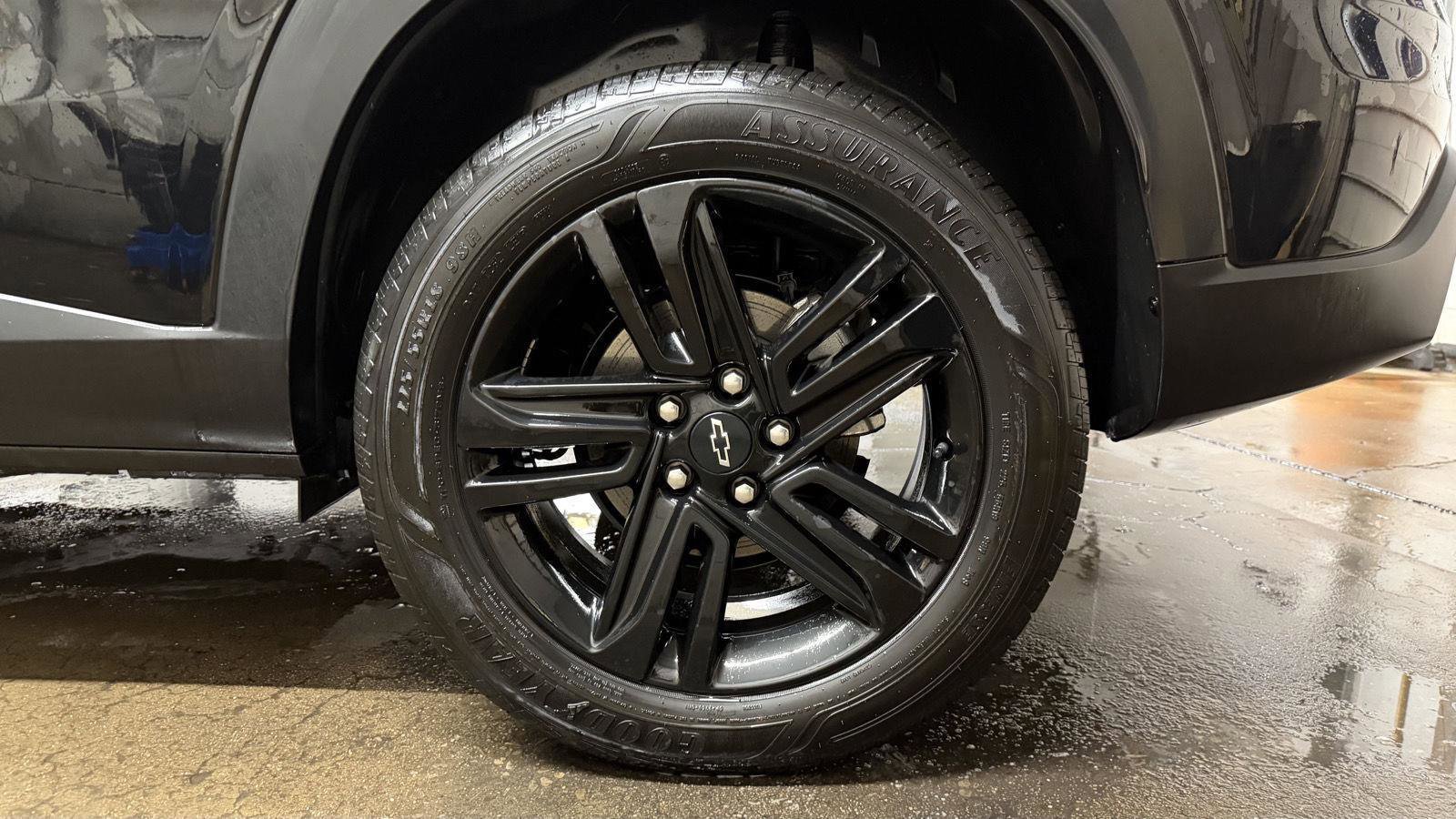 Used 2024 Chevrolet Trax ACTIV w/ Driver Confidence Package image 29