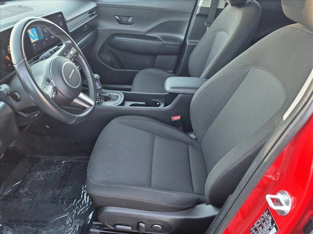 Used 2025 Hyundai Kona SEL FWD image 15