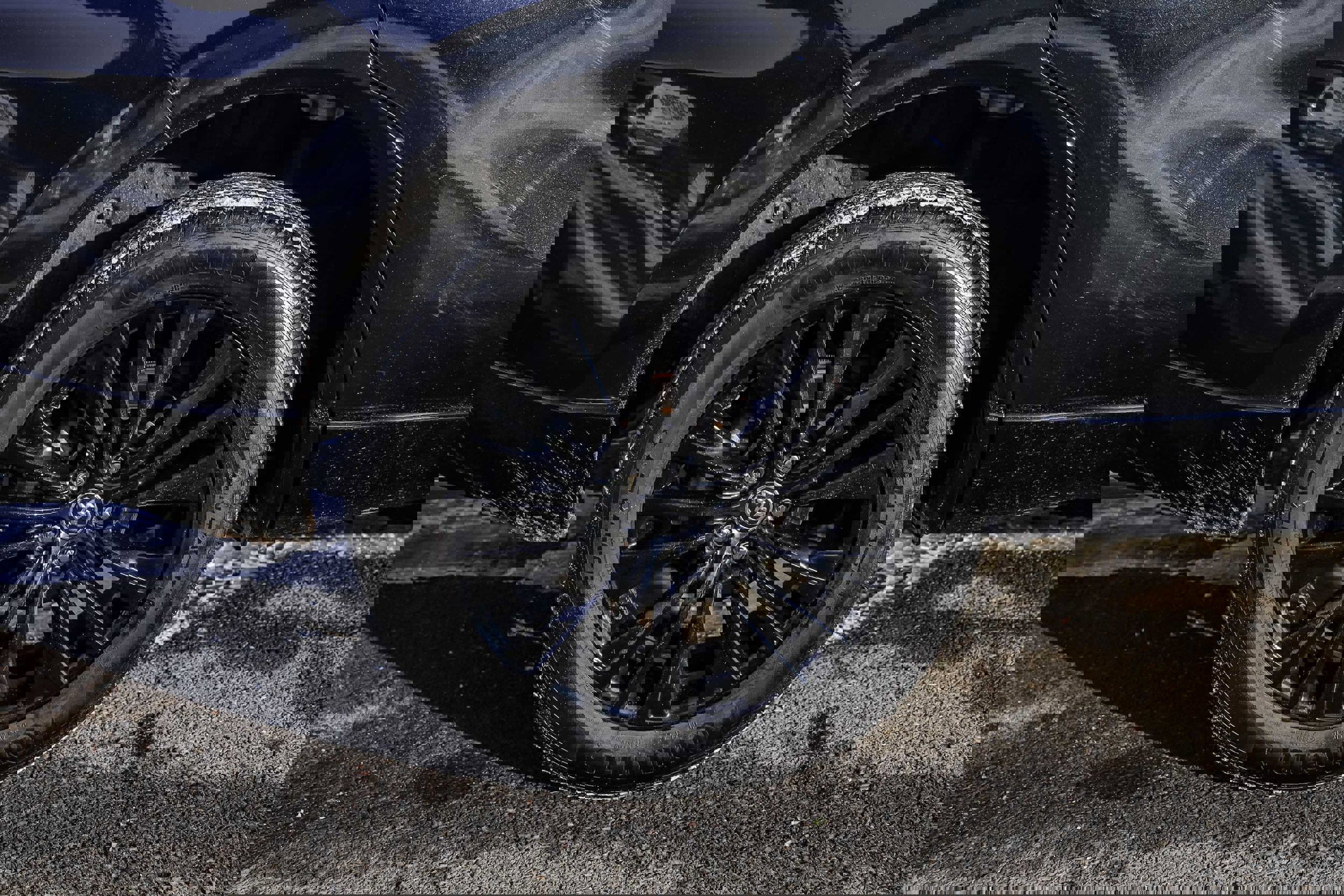 Used 2024 Toyota Venza Nightshade image 6