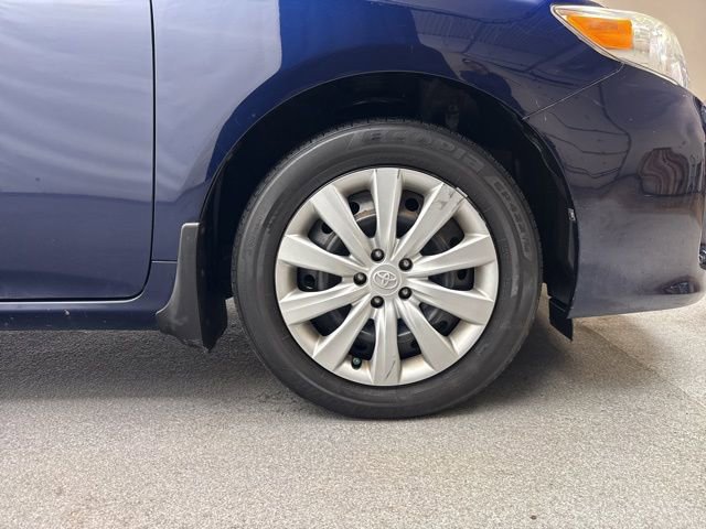 Used 2013 Toyota Corolla LE image 3
