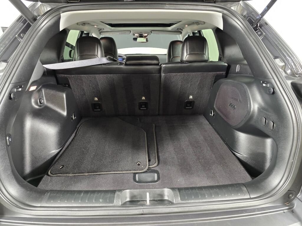 Used 2022 Jeep Cherokee Limited image 14