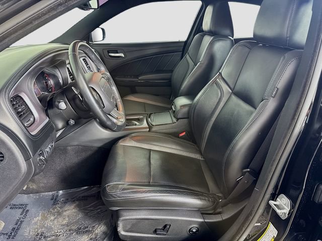 Used 2019 Dodge Charger SXT image 10