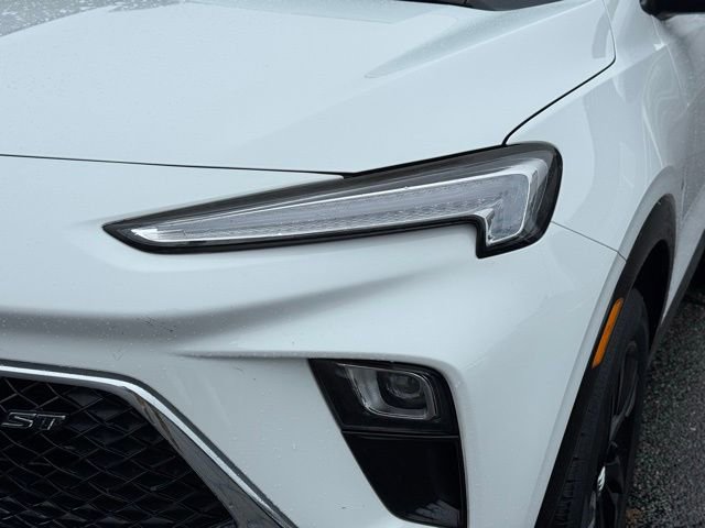 Used 2024 Buick Encore GX Sport Touring w/ Comfort Package image 8