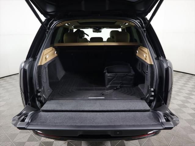 New 2025 Land Rover Range Rover SE image 29