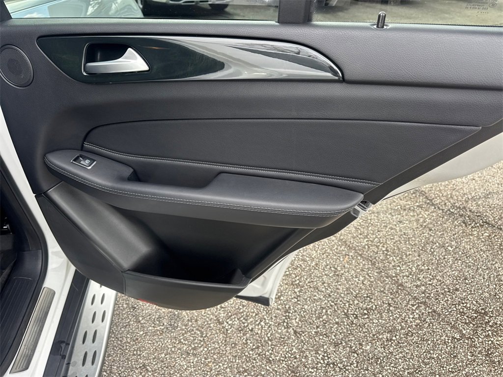 Used 2017 Mercedes-Benz GLE 350 w/ Premium 1 Package image 16