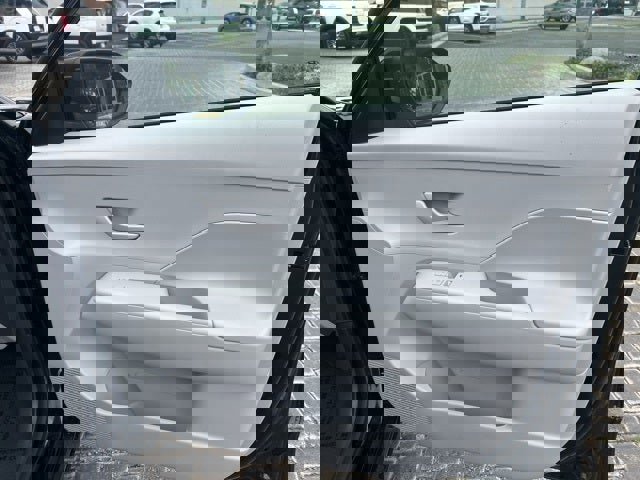 New 2026 Hyundai Kona SE image 23