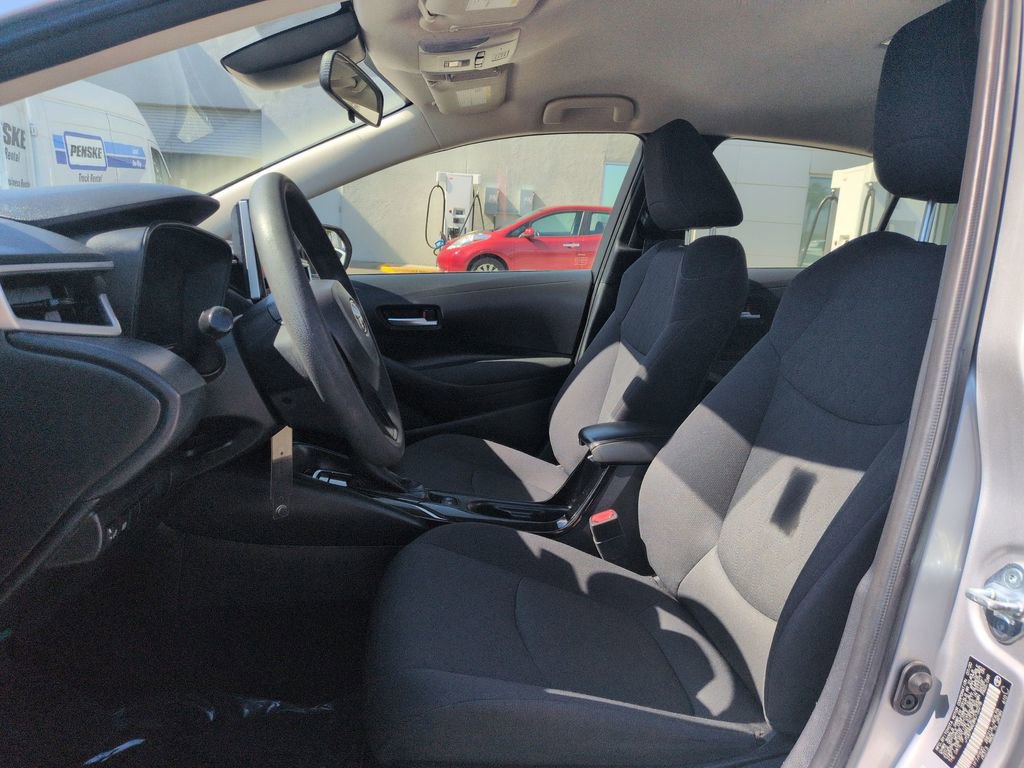 Used 2021 Toyota Corolla LE w/ Carpet Mat Package (TMS) image 13