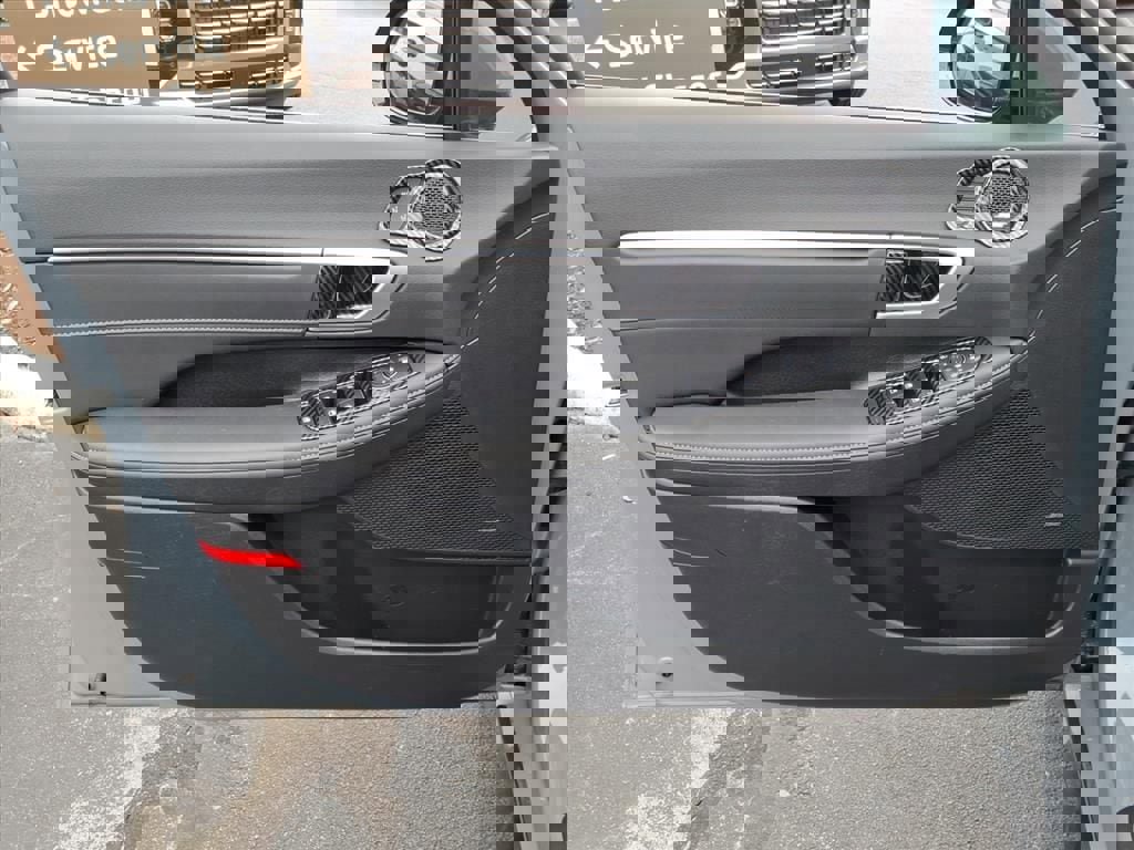 Certified 2025 Hyundai Sonata Limited image 8