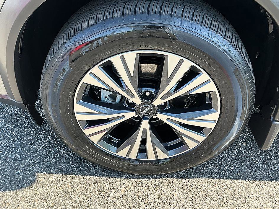 Certified 2023 Nissan Rogue SV w/ SV Premium B Package FWD image 8