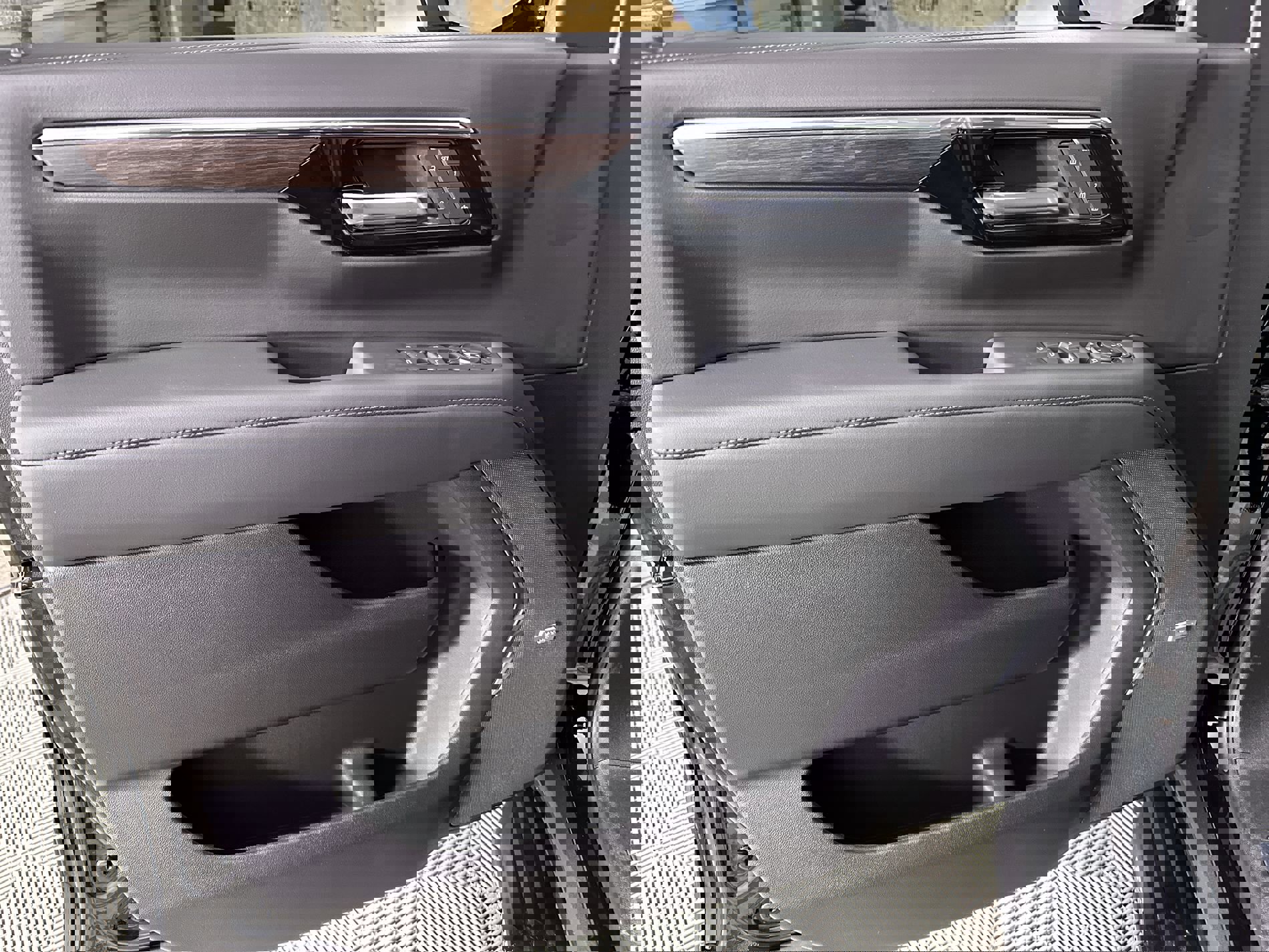 New 2026 Chevrolet Tahoe LT w/ Comfort Package image 57