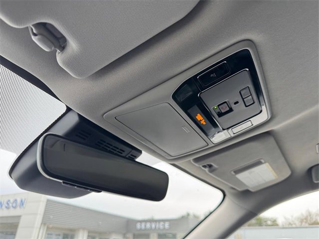 Used 2024 Toyota Grand Highlander XLE image 25