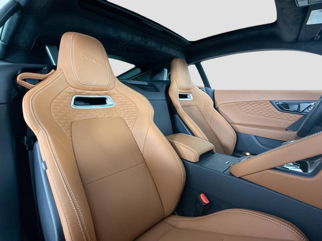Used 2024 Jaguar F-TYPE R AWD/4WD image 14
