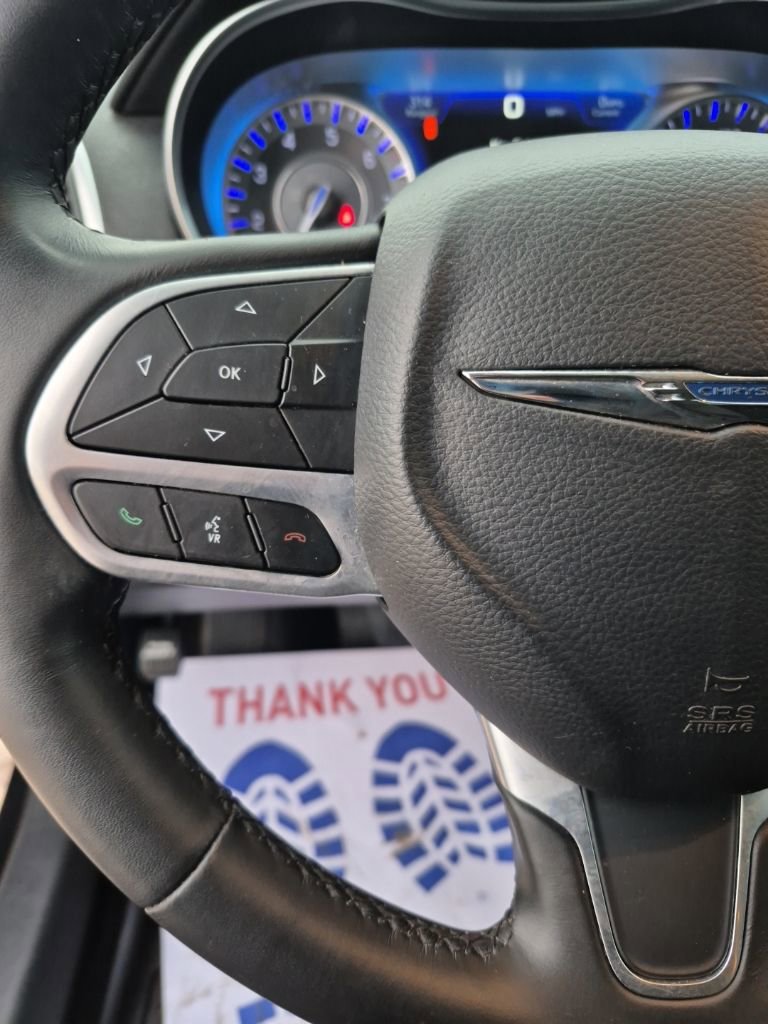 Used 2020 Chrysler 300 Touring w/ Sport Appearance Package image 34