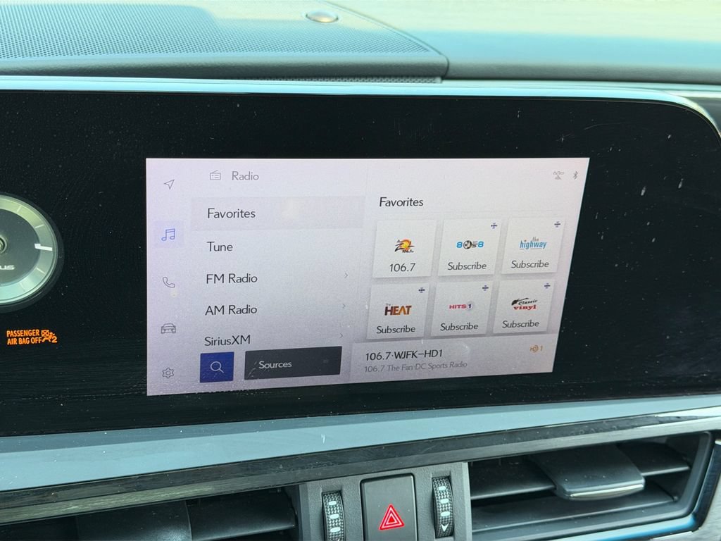 Certified 2023 Lexus ES 350 w/ Accessory Package (Z2) FWD image 20