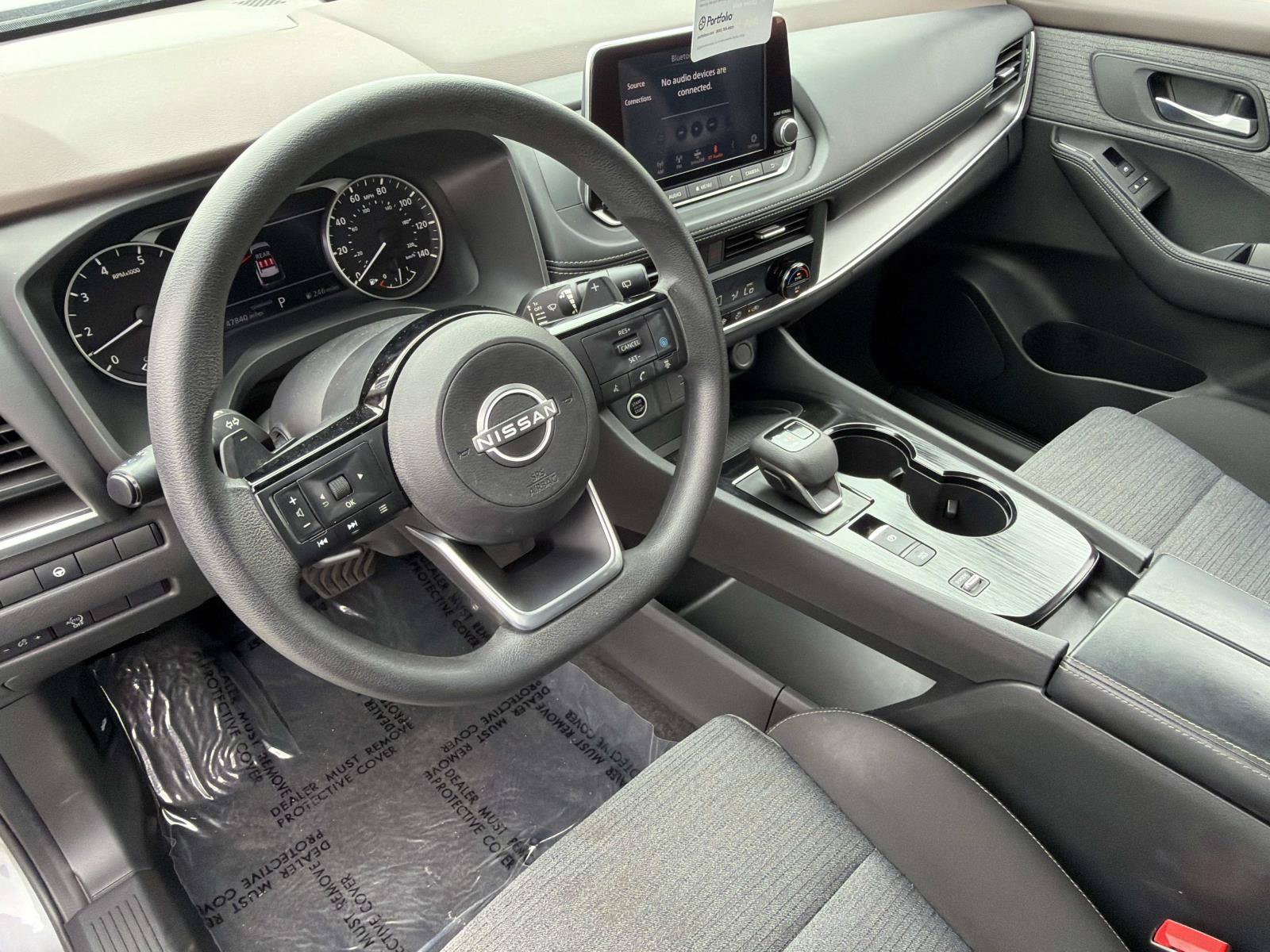 Used 2023 Nissan Rogue SV FWD image 7
