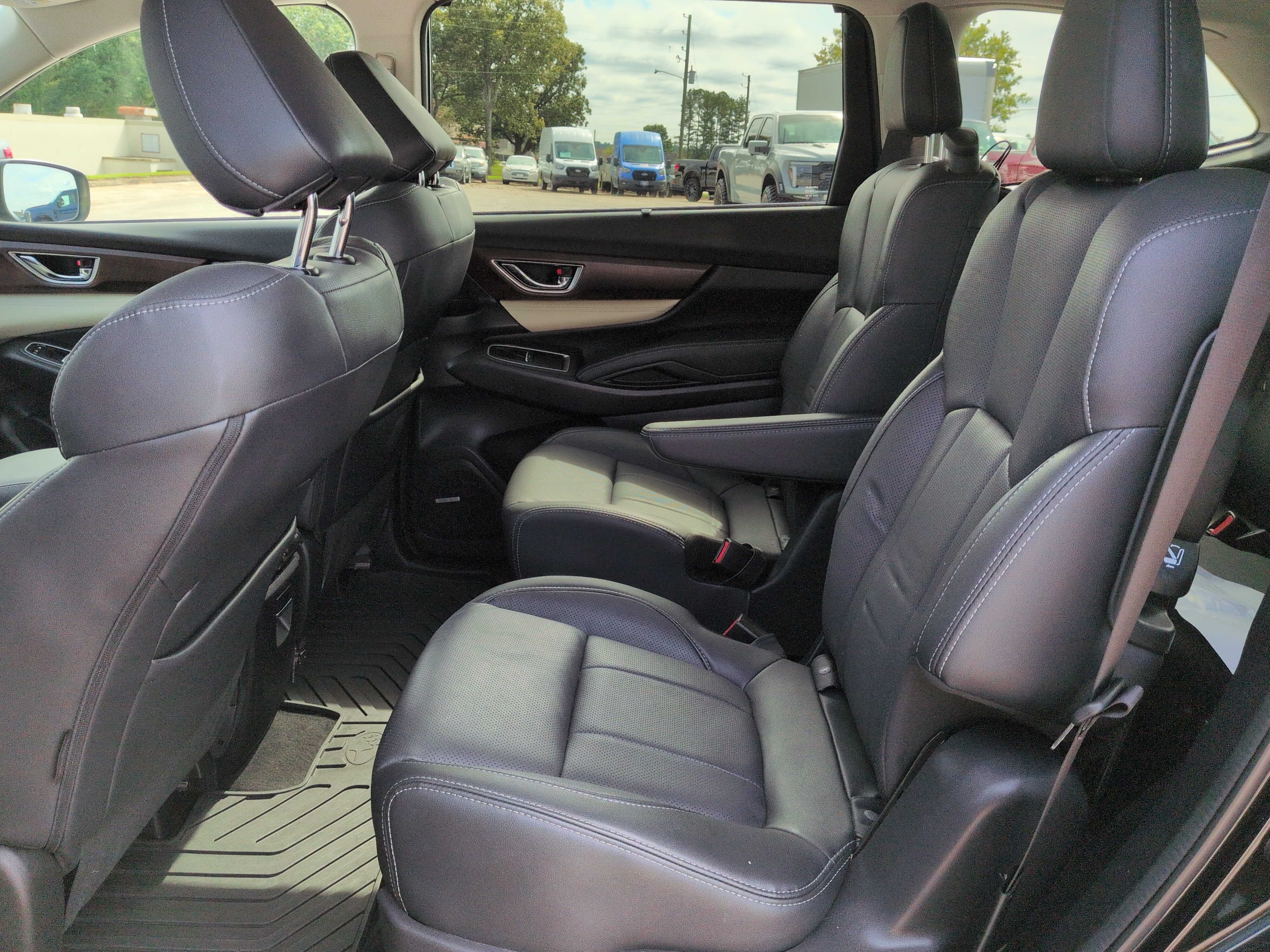 Used 2022 Subaru Ascent Touring w/ Popular Package #2A AWD/4WD image 12