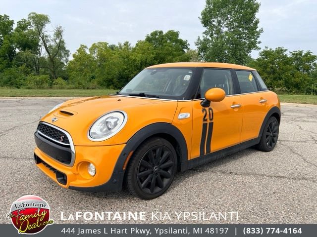 Used 2018 MINI Cooper S FWD image 1