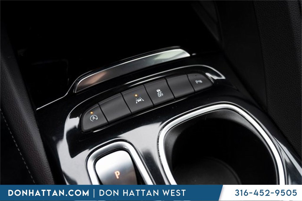 Used 2023 Buick Envision Essence image 14