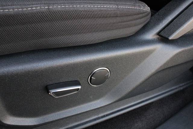 Used 2016 Ford F150 XLT w/ Equipment Group 301A Mid image 3