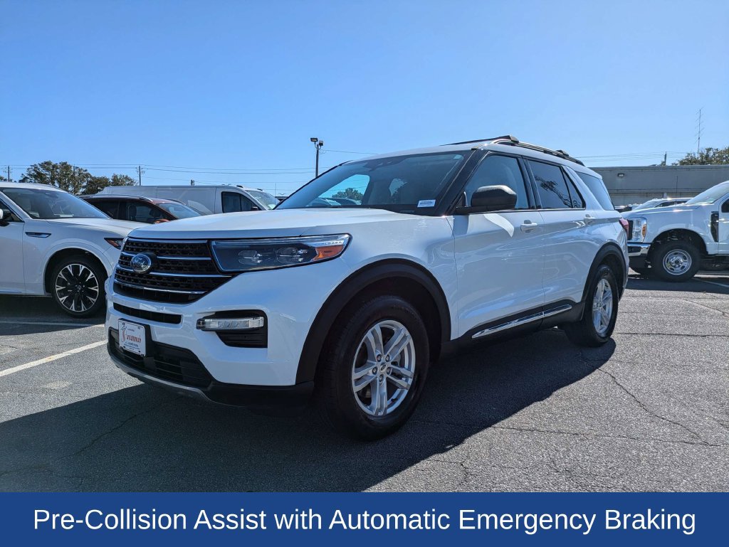 Used 2020 Ford Explorer XLT w/ Equipment Group 202A RWD image 9
