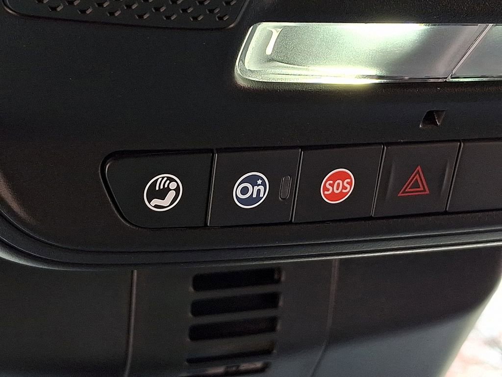 Used 2025 GMC Acadia Elevation image 26