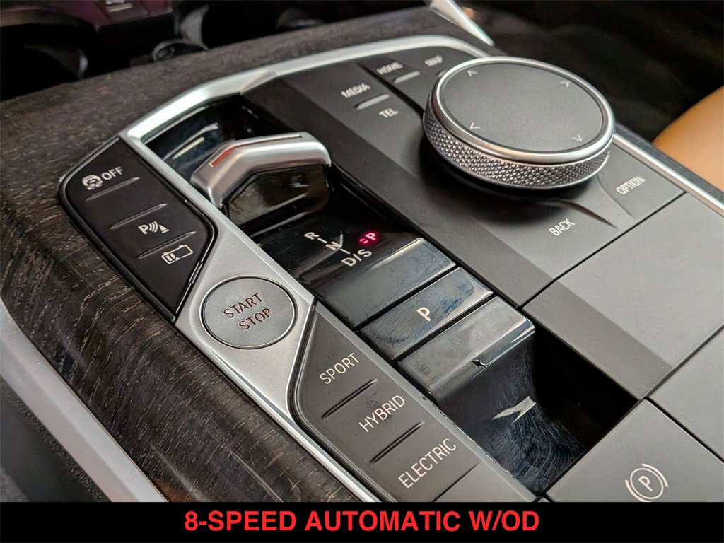 Certified 2023 BMW 330e xDrive 330e xDrive w/ Driving Assistance Package image 5