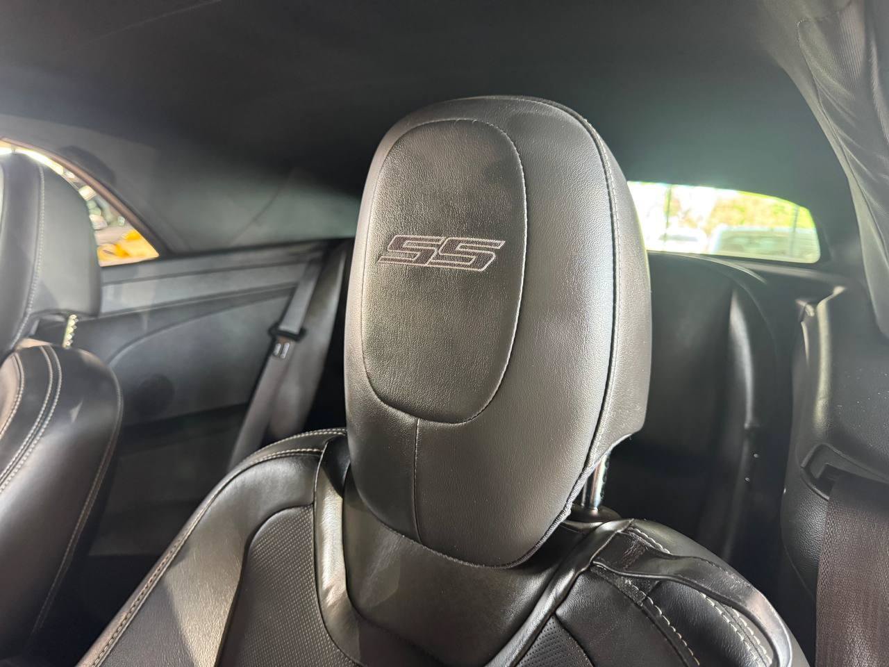 Used 2011 Chevrolet Camaro SS w/ RS Package RWD image 28