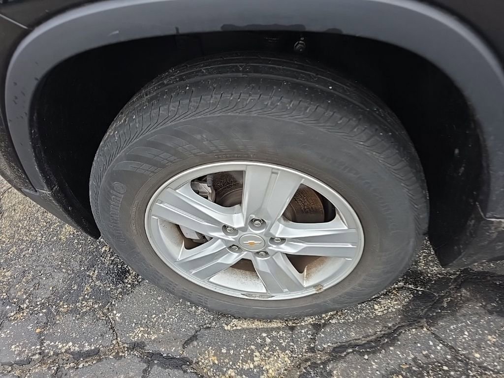 Certified 2022 Chevrolet Trax LT w/ LT Convenience Package image 9