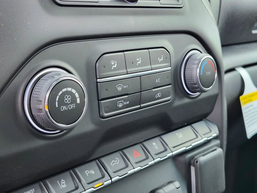 New 2026 Chevrolet Silverado 2500 Custom w/ Custom Value Package image 20