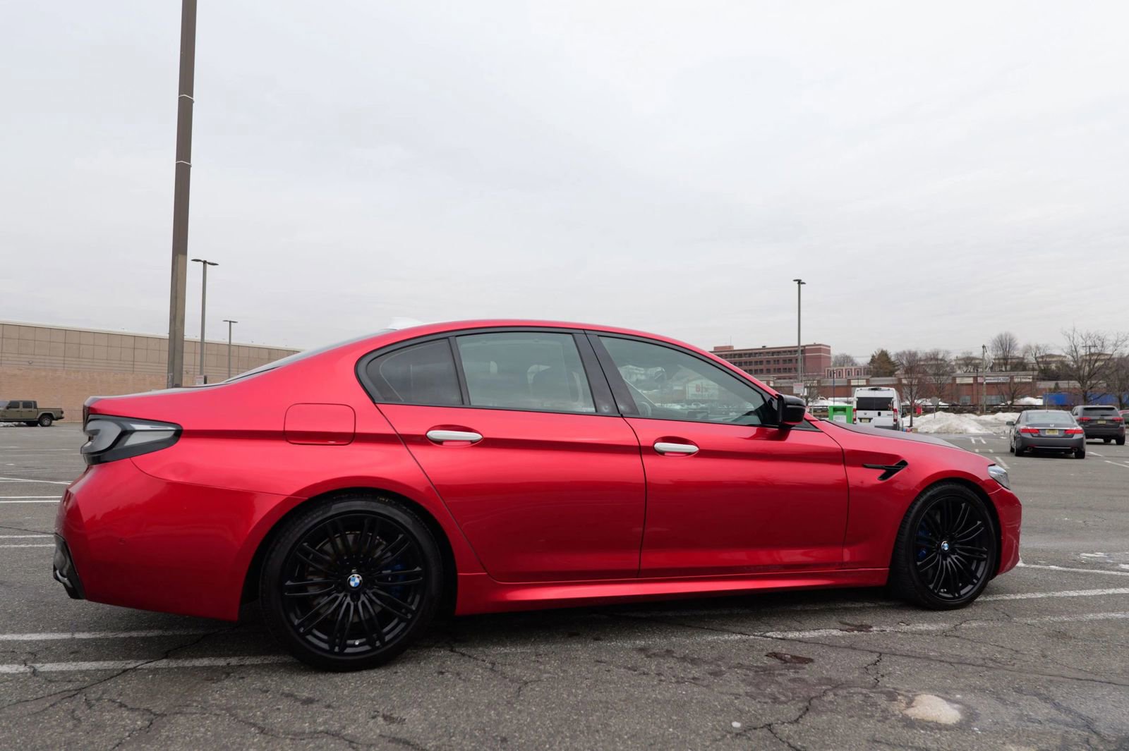 Used 2018 BMW M550i xDrive image 9