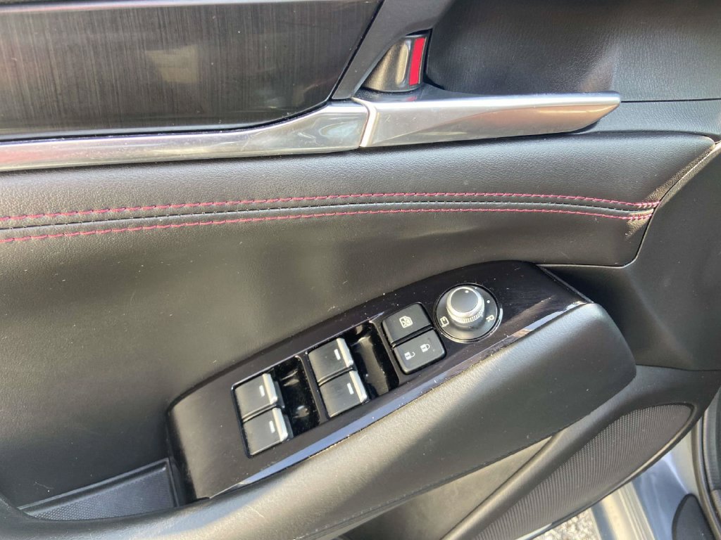 Used 2021 MAZDA MAZDA6 Carbon Edition FWD image 13