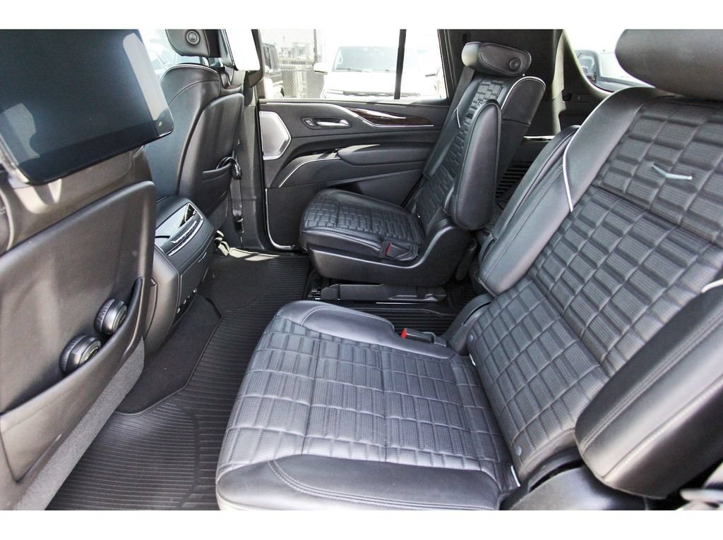 Used 2021 Cadillac Escalade Premium Luxury Platinum AWD/4WD image 7