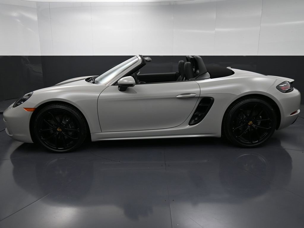 New 2025 Porsche 718 Boxster image 32