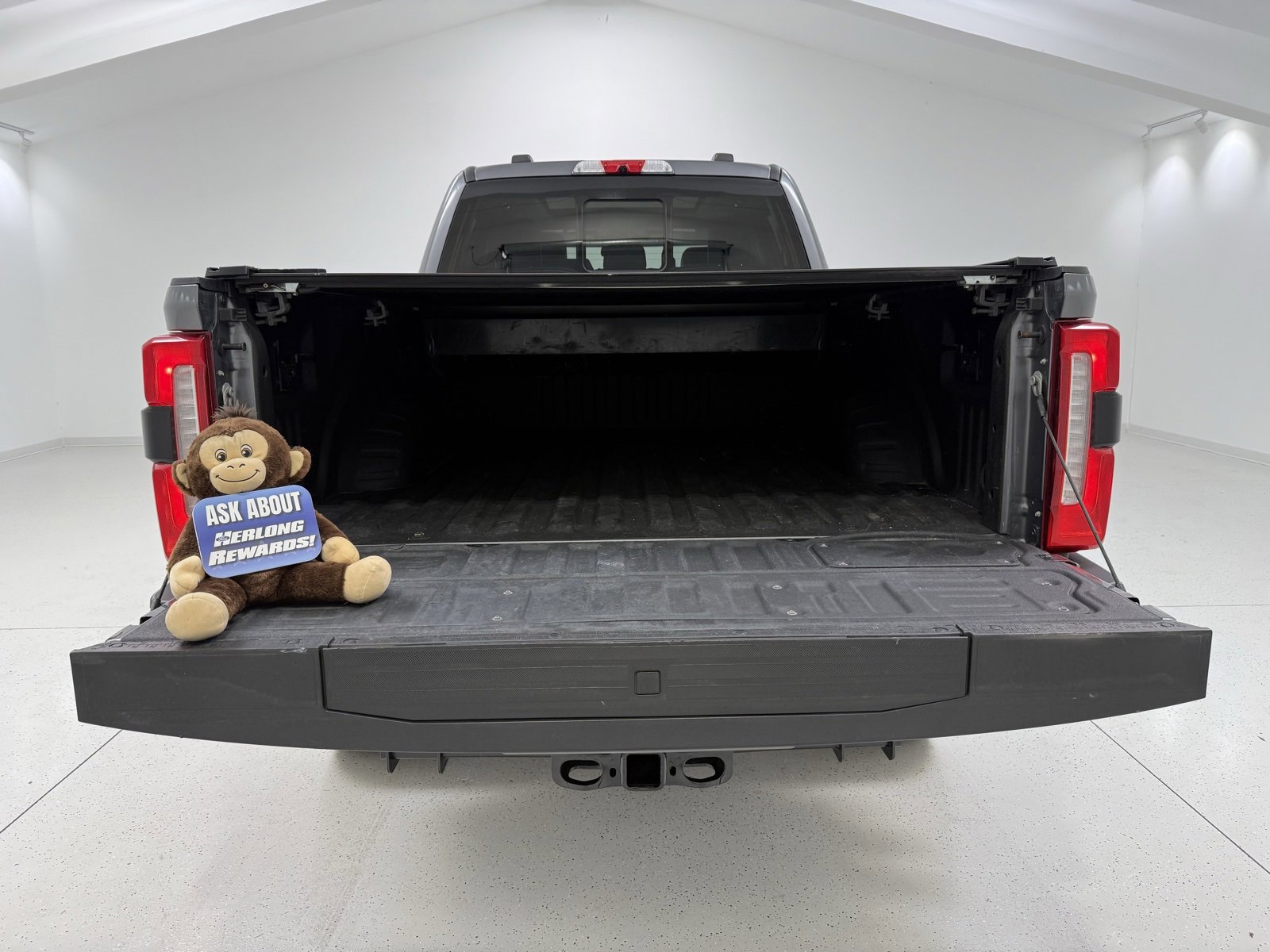 Used 2023 Ford F250 Lariat w/ Lariat Ultimate Package image 8